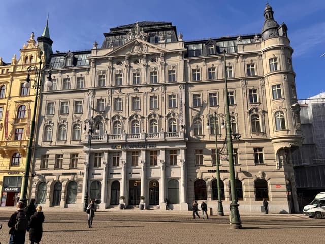Náměstí Republiky 7, Praha - Herbol Mineralfarbe